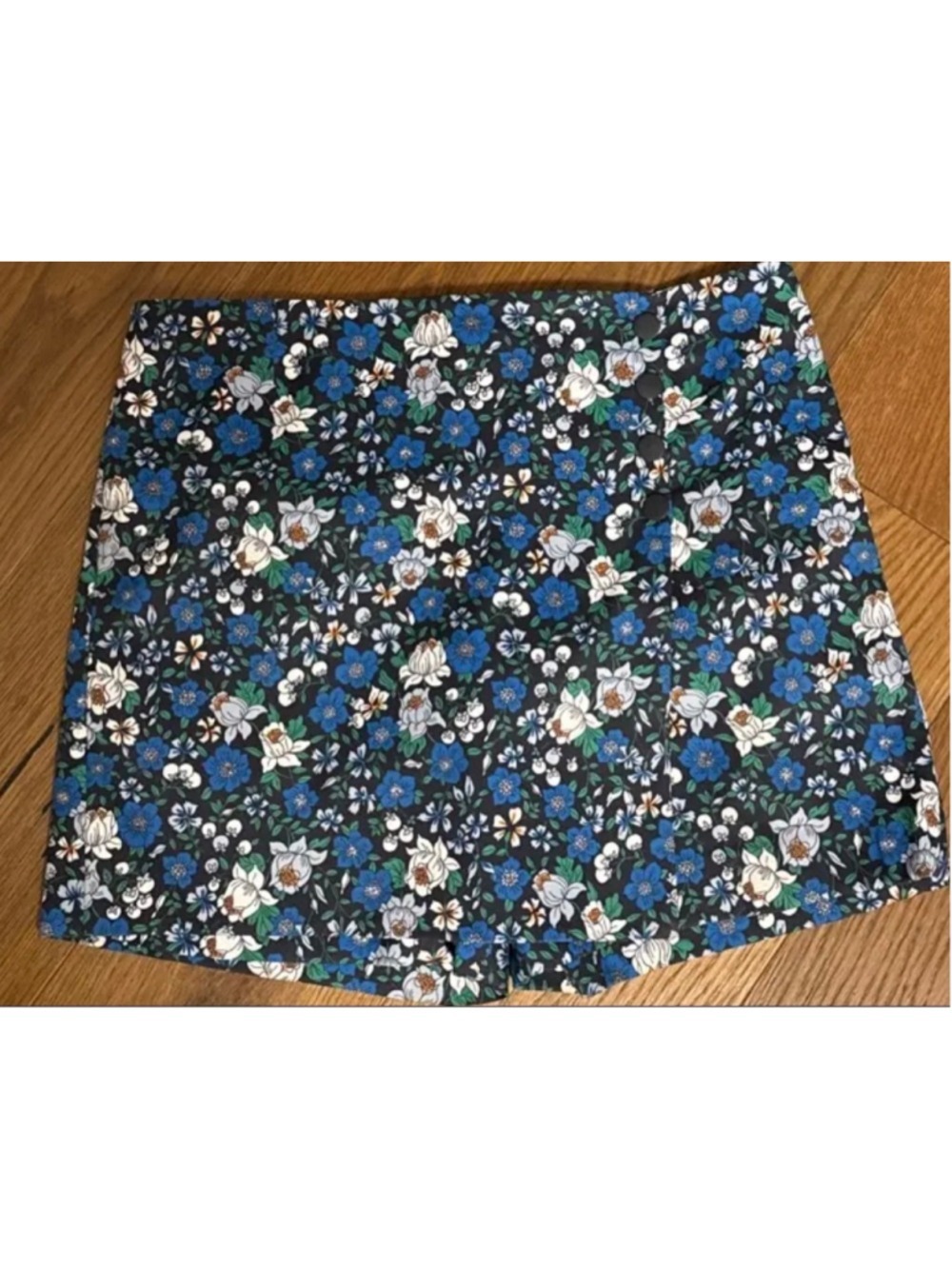 NWOT Tory Sport Navy Blue Floral Skort S